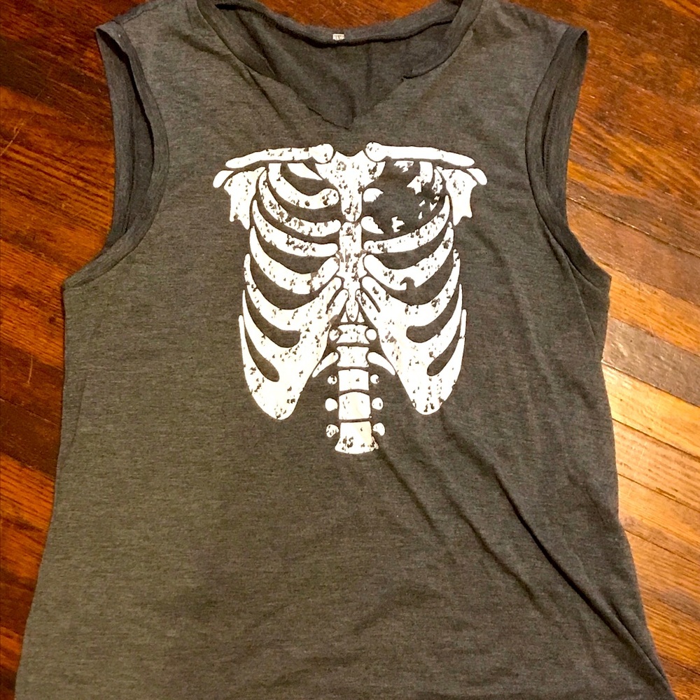 🔴SOLD NWOT Skull tank top